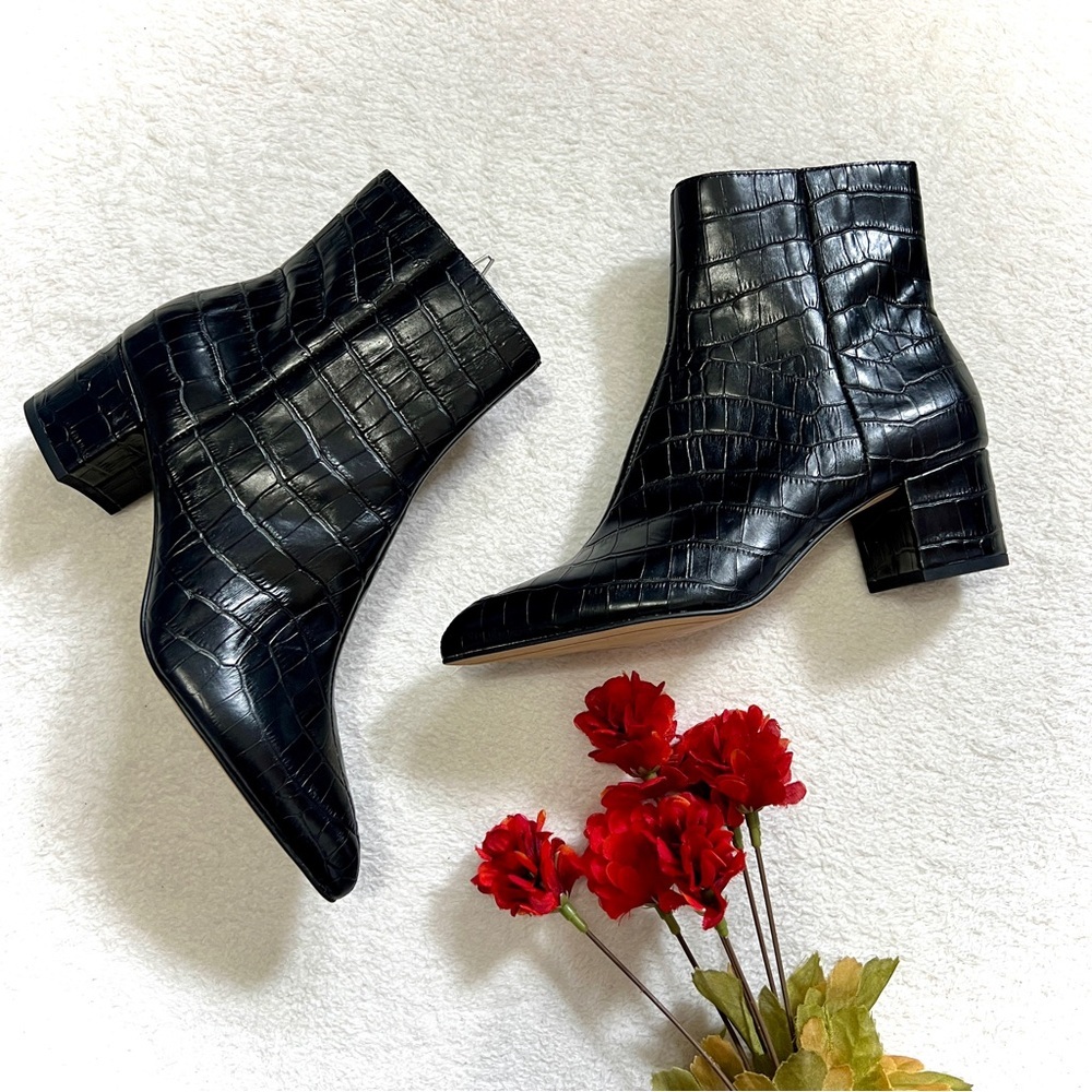Dolce Vita NWOB Bel Crocodile Print Leather Ankle Boots - Size 6.5 - Picture 1 of 14